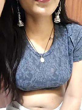Snapshot of Raj-kumari chatting on 07-28-26, 03:21 Raj-kumari online show from 07-28-26, 03:21