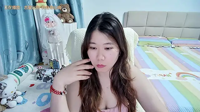 Snapshot of Onlyxixi chatting on 05-18-26, 01:06 Onlyxixi online show from 05-18-26, 01:06