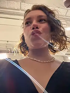 Snapshot of lucy-joy chatting on 10-05-25, 11:41 lucy-joy online show from 10-05-25, 11:41