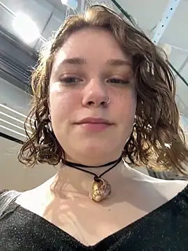 Snapshot of lucy-joy chatting on 10-07-25, 10:34 lucy-joy online show from 10-07-25, 10:34