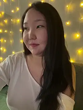 Snapshot of tammy_gun chatting on 02-05-26, 02:43 tammy gun online show from 02-05-26, 02:43