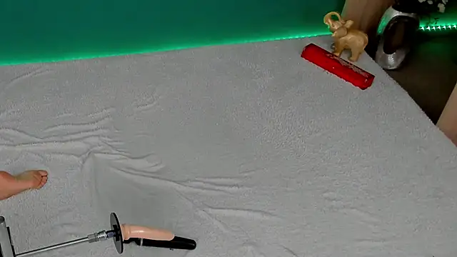 Snapshot of BlazzingASS chatting on 09-19-25, 07:14 BlazzingASS online show from 09-19-25, 07:14