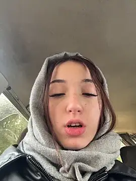 DollyTall online show from 10-02-25, 08:43