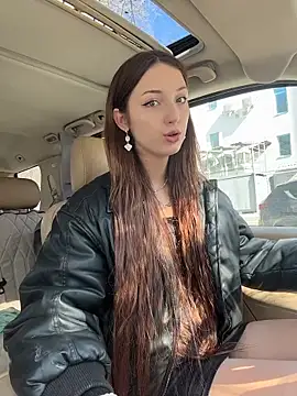 DollyTall online show from 03-23-26, 06:39