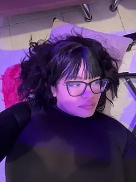 Emily Taylor2 online show from 04-05-26, 02:31