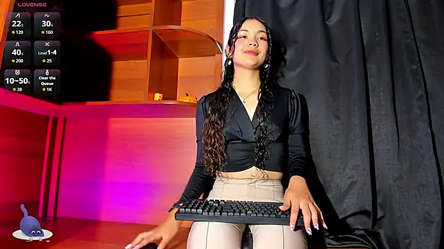 Camilla Miller01 online show from 11-26-25, 09:05