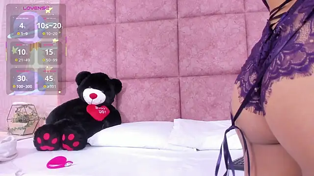 Snapshot of AmyStar1 chatting on 05-23-26, 11:42 AmyStar1 online show from 05-23-26, 11:42
