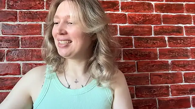 CitrusBlissss online show from 10-20-25, 03:40