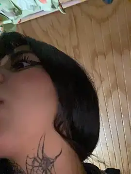 Snapshot of kiittyselenita chatting on 04-01-26, 03:07 kiittyselenita online show from 04-01-26, 03:07