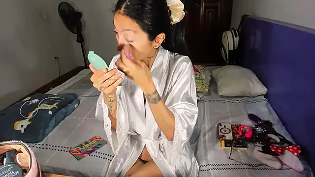 Anais lux online show from 03-25-26, 12:27