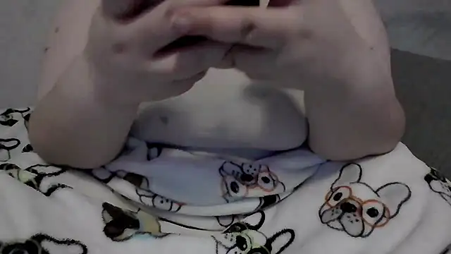 sarahcakes223 online show from 04-19-26, 12:22