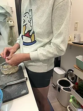 qaz23257 online show from 03-04-26, 06:08