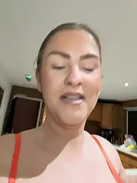 Charleigh xx online show from 04-11-26, 03:44