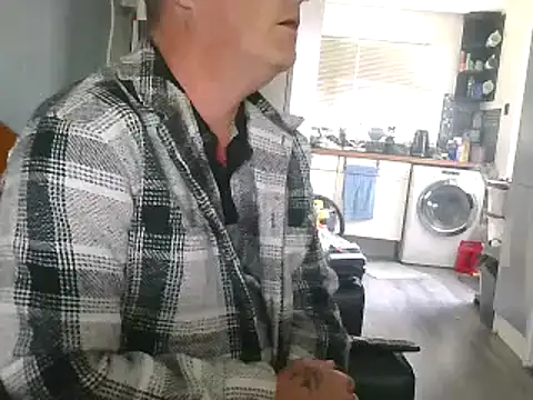 hefin18 online show from 01-28-25, 11:49