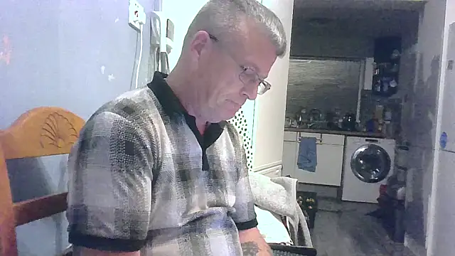 hefin18 online show from 02-26-25, 11:04