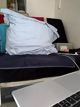 Volcaniiia online show from 04-08-26, 12:49