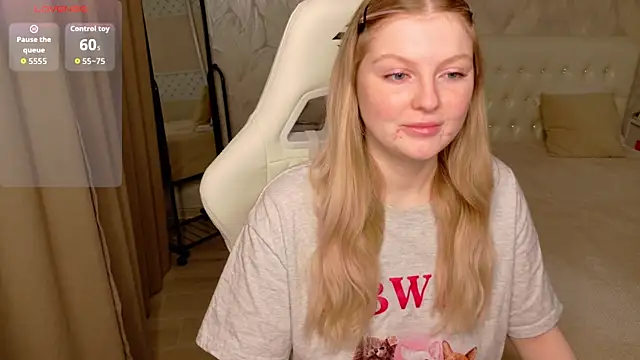 AmeliaDiamond online show from 04-10-26, 11:20