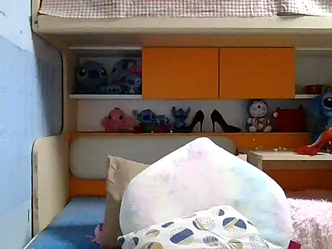 Snapshot of nataliewang69 chatting on 09-09-25, 02:16 nataliewang69 online show from 09-09-25, 02:16