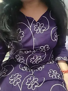 Snapshot of roshni_agrawal0 chatting on 06-03-26, 05:51 roshni agrawal0 online show from 06-03-26, 05:51