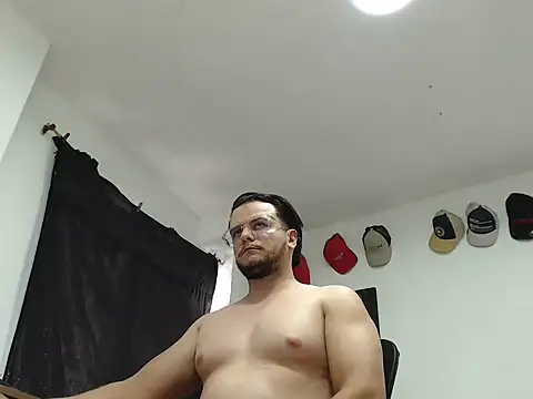 cloudsxxx online show from 02-10-26, 08:24