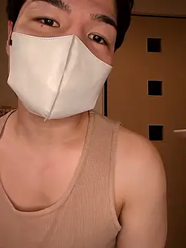 Snapshot of kqitooo chatting on 02-25-26, 10:14 kqitooo online show from 02-25-26, 10:14