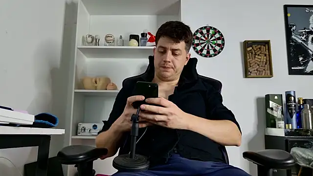 aaron nvk online show from 12-15-25, 09:30