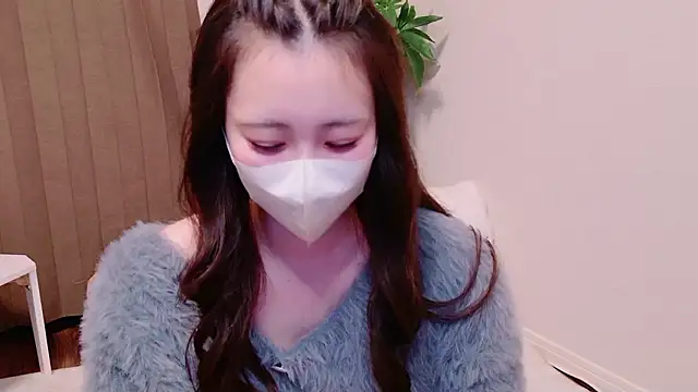 Snapshot of MOEMOE-Q chatting on 10-07-25, 02:58 MOEMOE-Q online show from 10-07-25, 02:58