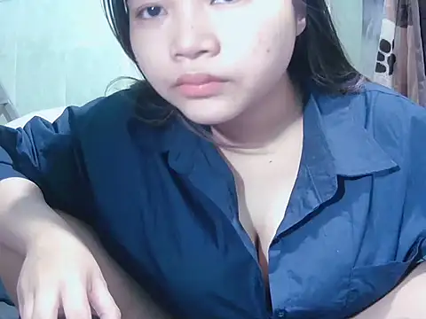 Snapshot of Lily3322 chatting on 02-04-26, 08:25 Lily3322 online show from 02-04-26, 08:25