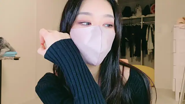 ramuchan desu online show from 10-20-25, 02:12