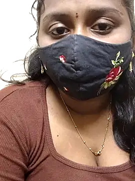 Snapshot of Pavani-Sexy chatting on 09-12-25, 06:08 Pavani-Sexy online show from 09-12-25, 06:08