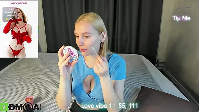 Anna Chelsea online show from 10-08-25, 11:57