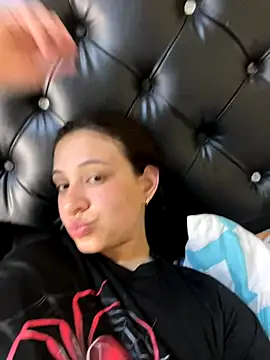 HinataArai online show from 10-02-25, 07:54