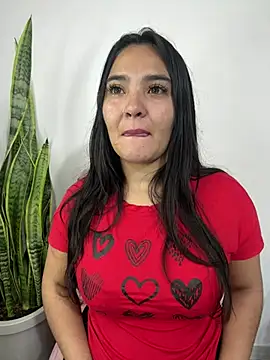 Snapshot of meli__brown chatting on 05-02-26, 05:51 meli brown online show from 05-02-26, 05:51