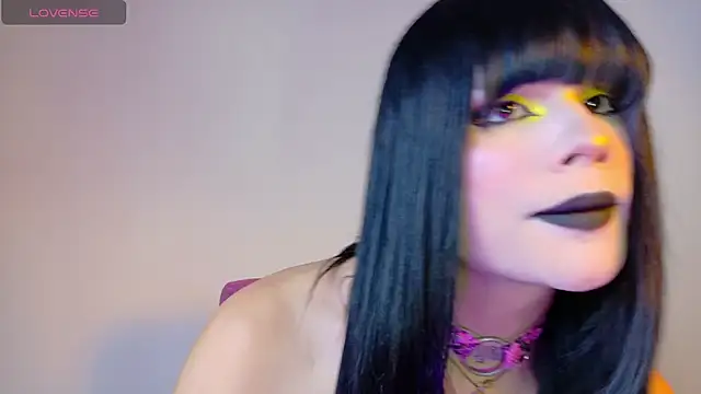 NATASHAA WINZ online show from 10-11-25, 05:50