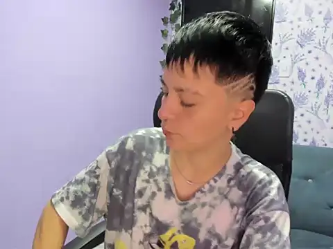  Hannah Hot online show from 11-08-25, 03:07