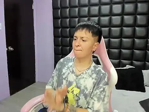  Hannah Hot online show from 11-11-25, 12:32