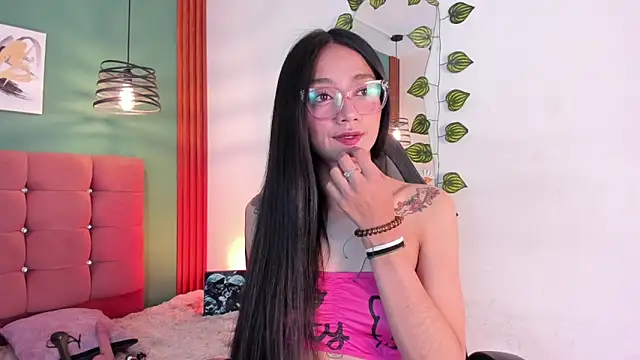 Snapshot of raven_smith_ chatting on 05-24-26, 04:01 raven smith online show from 05-24-26, 04:01