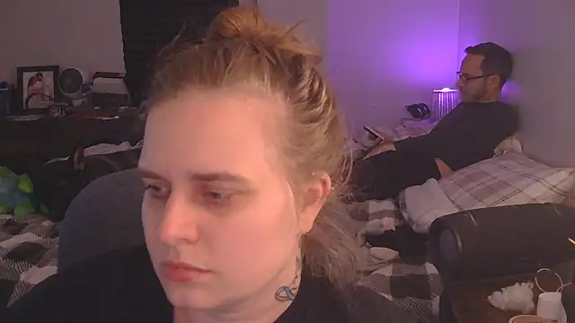 Sexyblonde12344 online show from 11-30-25, 11:42