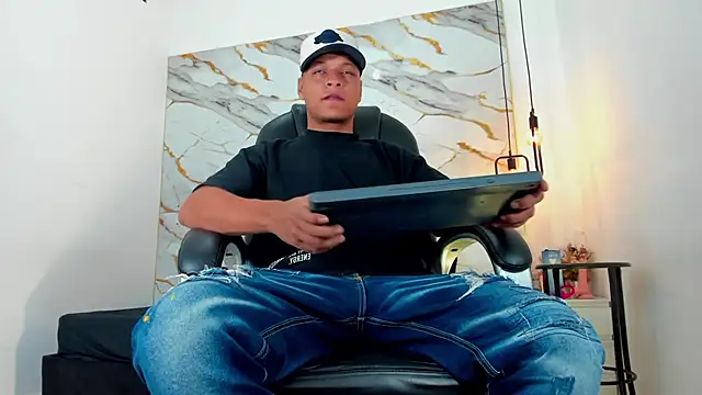 Ricky Owens1 online show from 10-25-25, 02:24