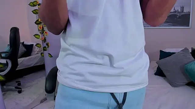 Ricky Owens1 online show from 11-08-25, 09:13