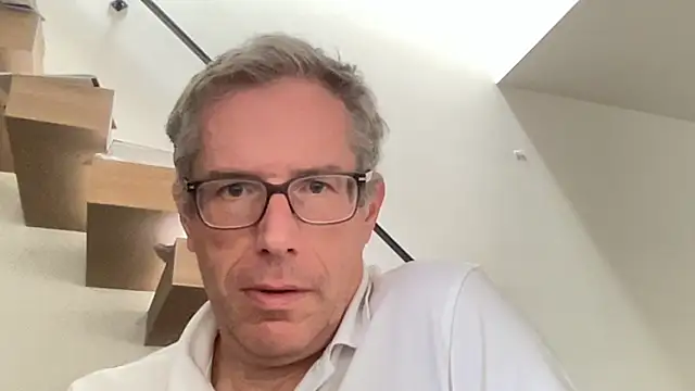 choupipat1 online show from 09-12-25, 12:27