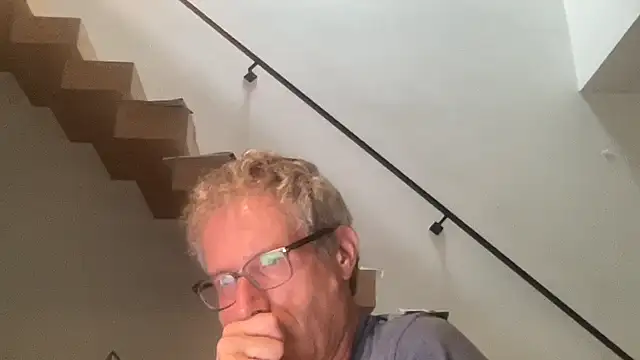 choupipat1 online show from 09-18-25, 06:37