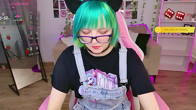 CoralineYoung online show from 03-09-26, 07:34