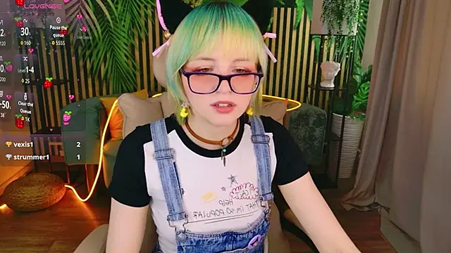 CoralineYoung online show from 06-06-26, 10:42