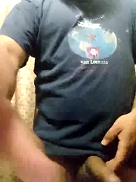 Snapshot of CurableMow chatting on 11-07-25, 11:38 CurableMow online show from 11-07-25, 11:38