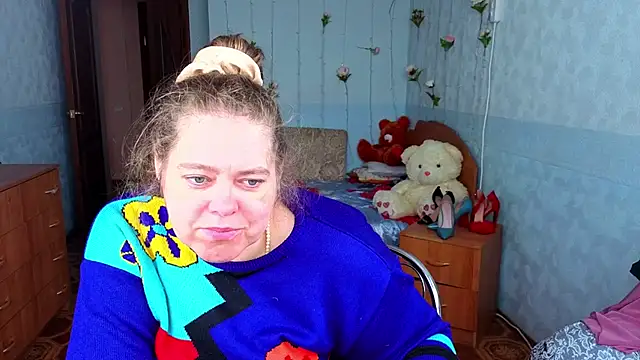 Audrey Aura online show from 10-05-25, 05:06