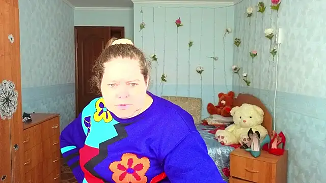 Audrey Aura online show from 10-07-25, 05:15