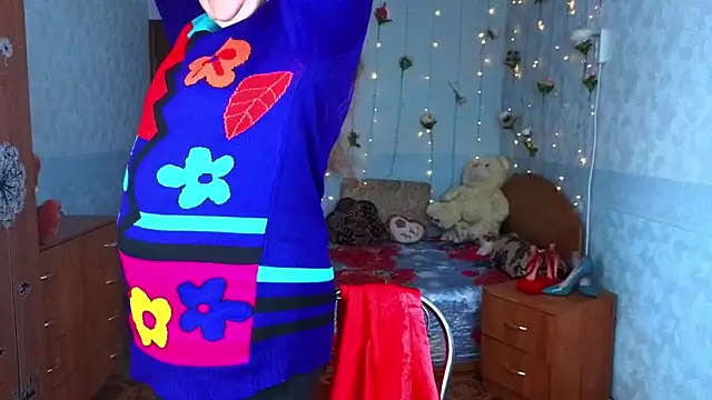 Audrey Aura online show from 10-26-25, 05:46