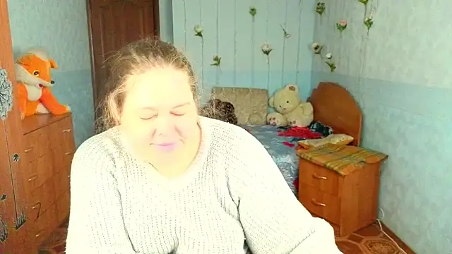 Audrey Aura online show from 11-27-25, 05:20