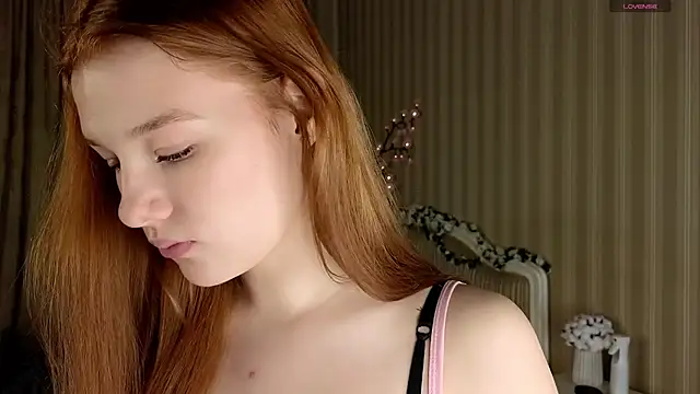 Juuulia  online show from 12-01-25, 02:55